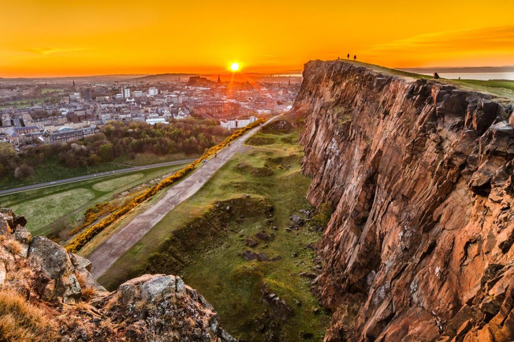 Undiscovered Edinburgh On Foot Walking Tour Local Eyes Tours